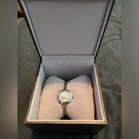 NWT Gucci Watch - Picture 3 of 5